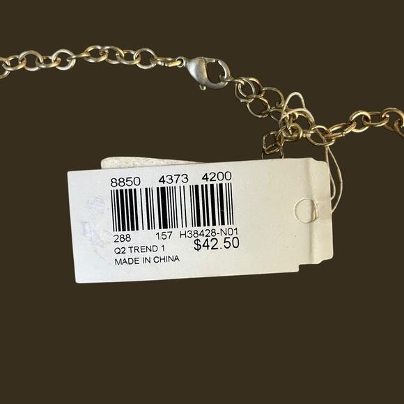 Hammered Medallion Beaded Statement Necklace y2k NWT - Picture 9 of 15